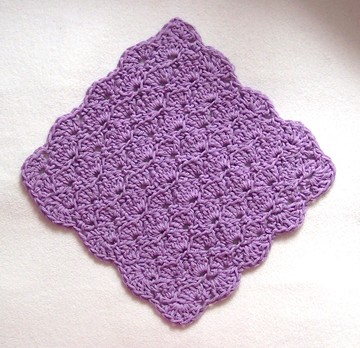 Crochet solid shell dishcloth