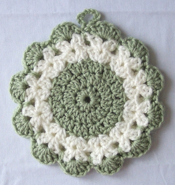 Flower hot mat or trivet